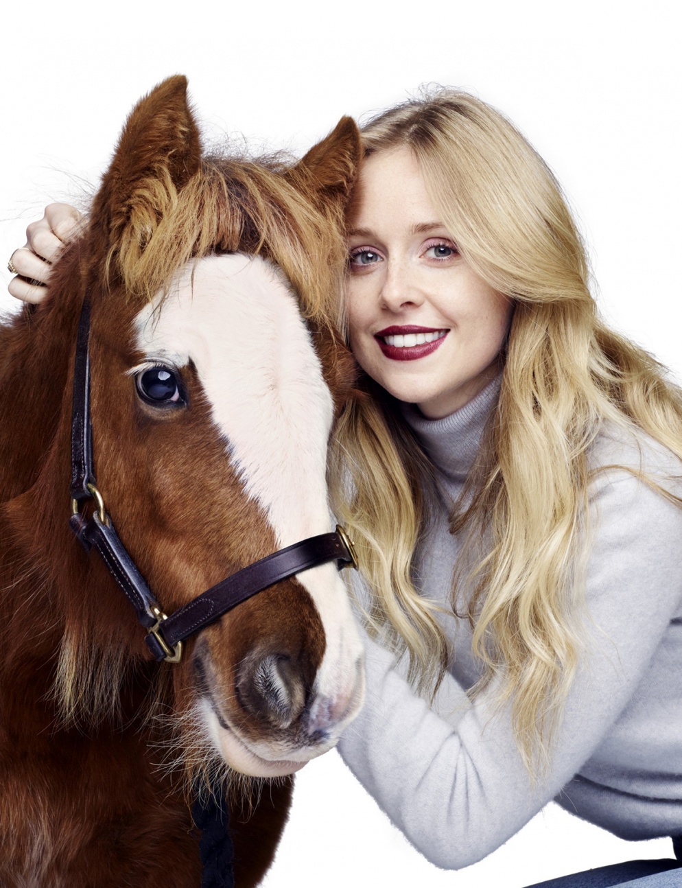 Diana Vickers with chestnut pony